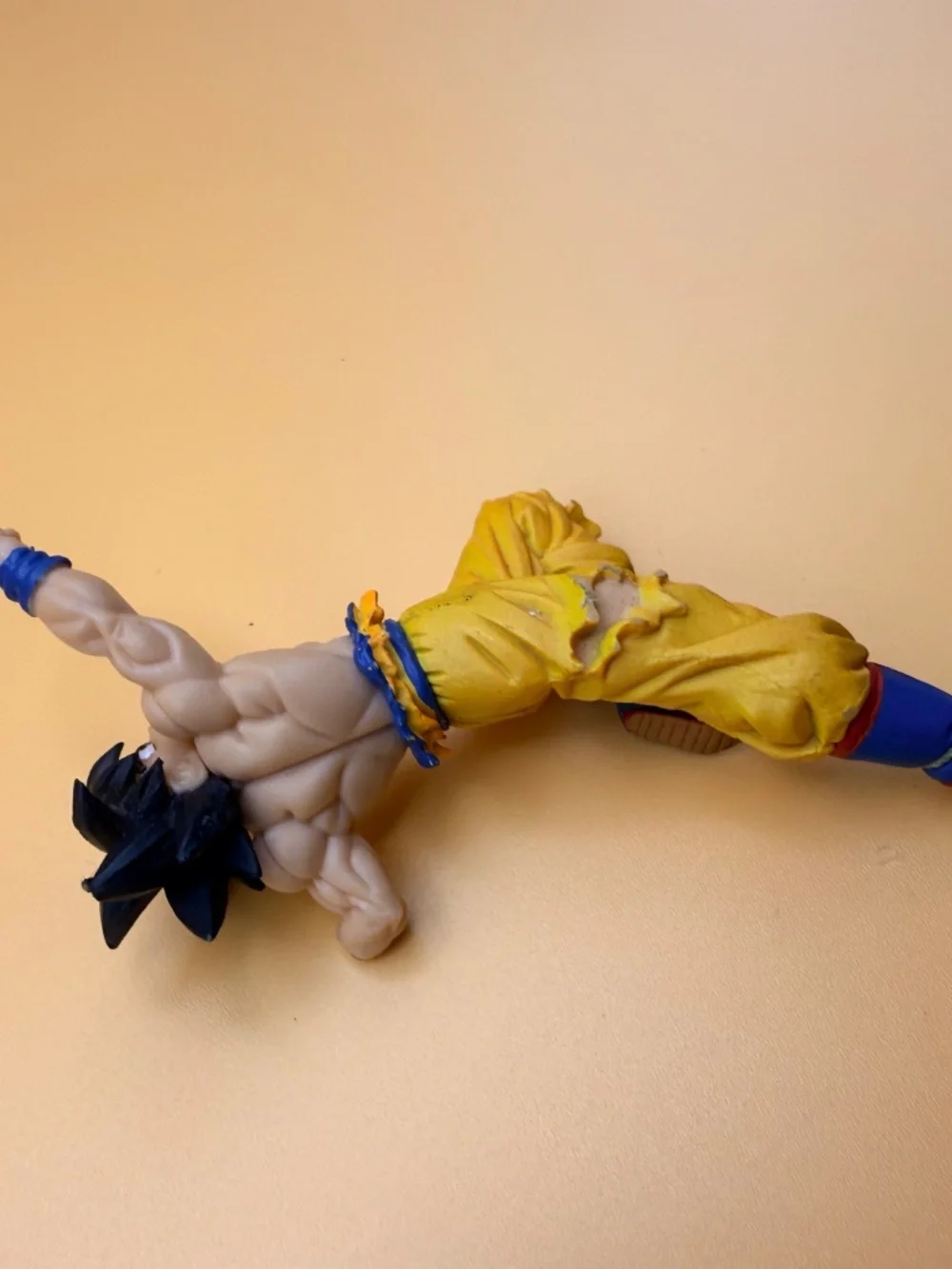 Dragon Ball Z Goku Figure Flying Pose Anime Toy Loose